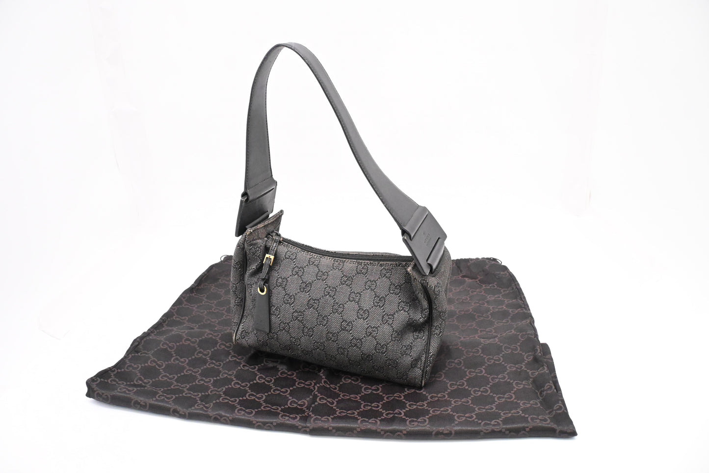 Gucci Shoulder Bag in Black and White GG Canvas