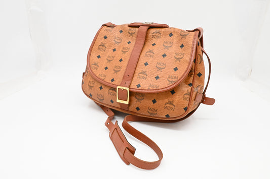 MCM Messenger Bag in Cognac Visetos Canvas