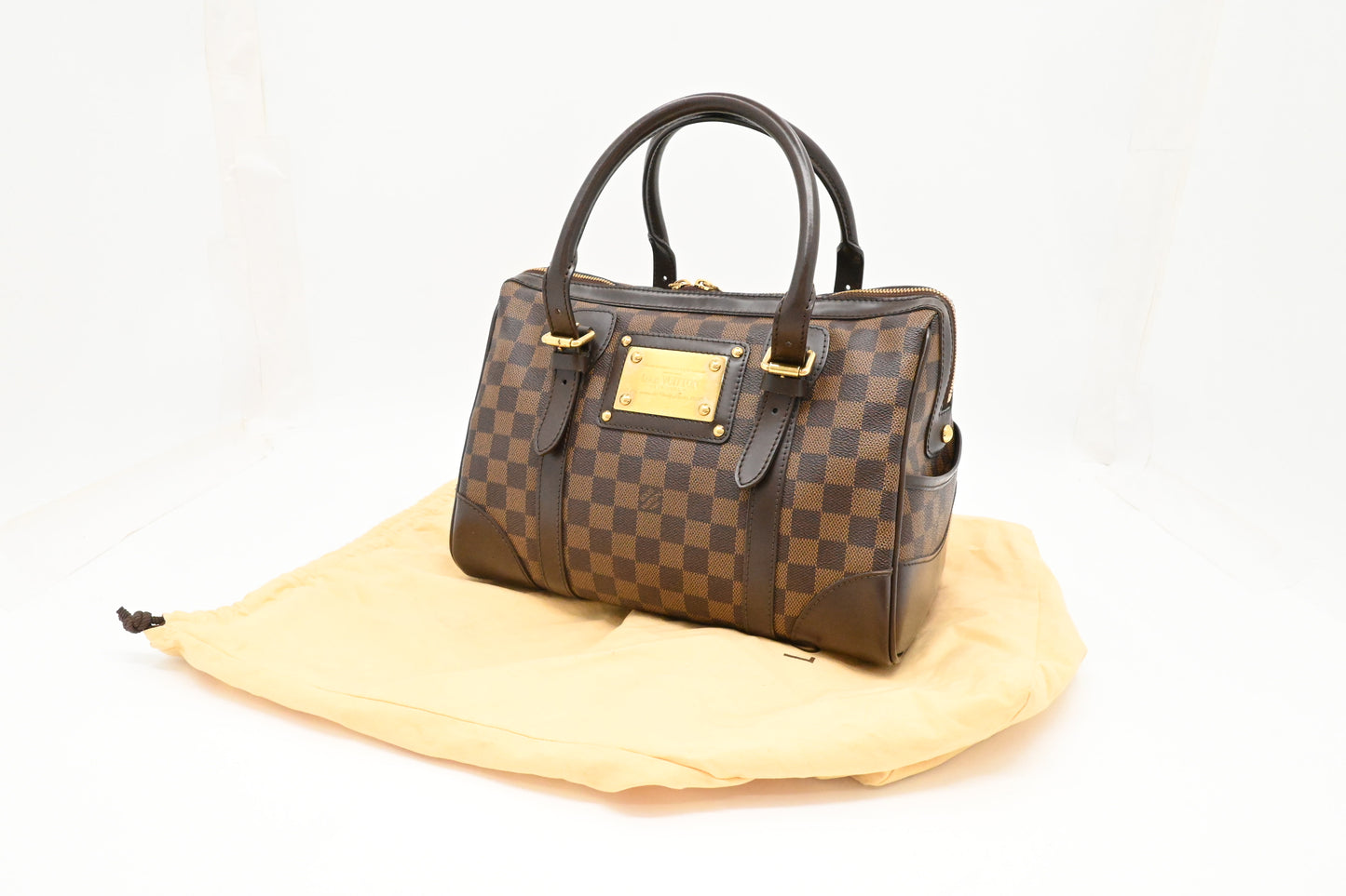 Louis Vuitton Berkeley in Damier Ebene Canvas