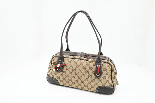 Gucci Shoulder Bag in Brown GG Canvas
