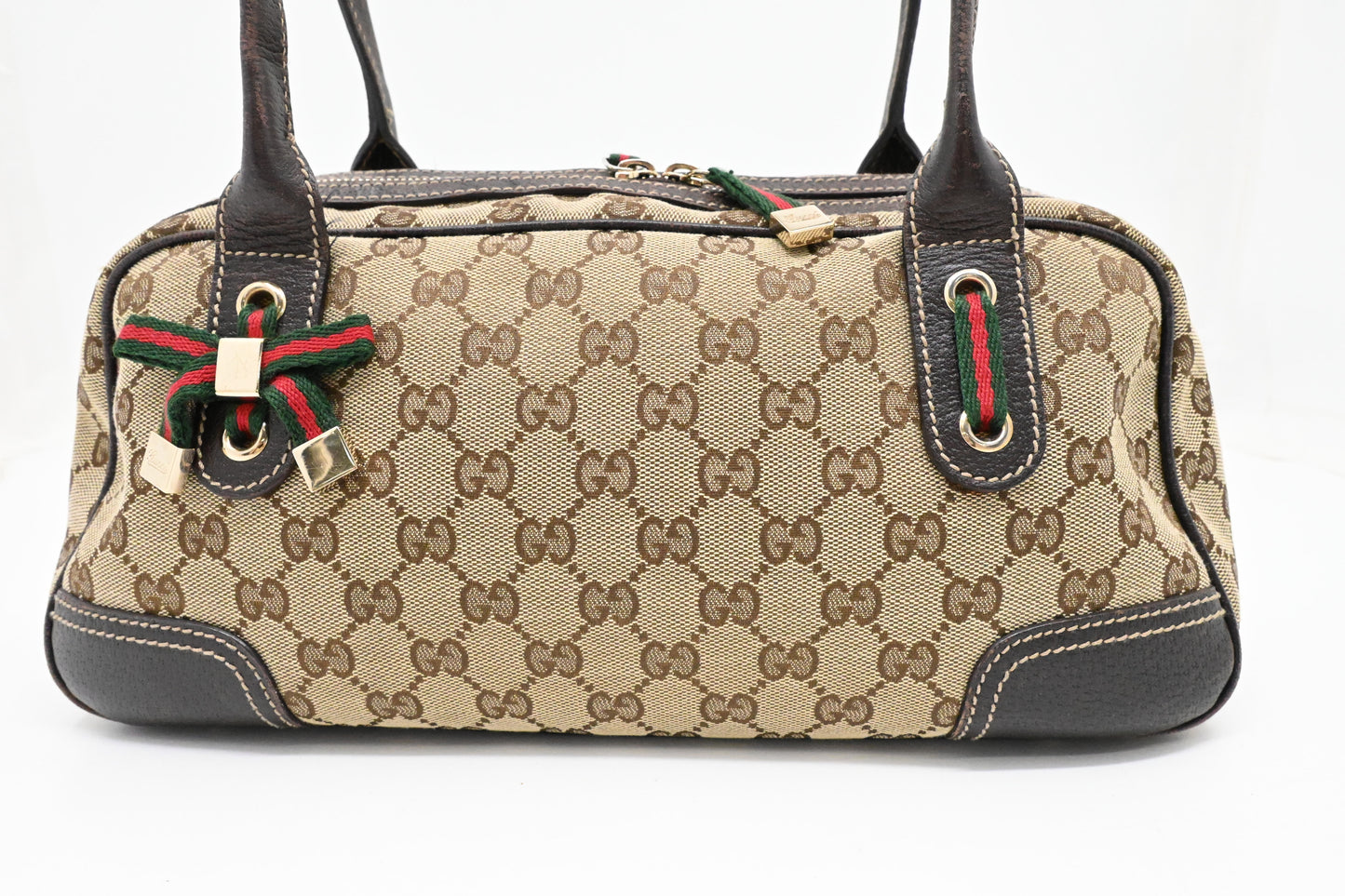 Gucci Shoulder Bag in Brown GG Canvas