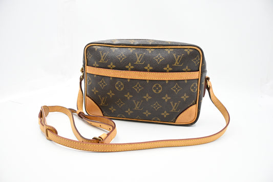 Louis Vuitton Trocadero 27 in Monogram Canvas