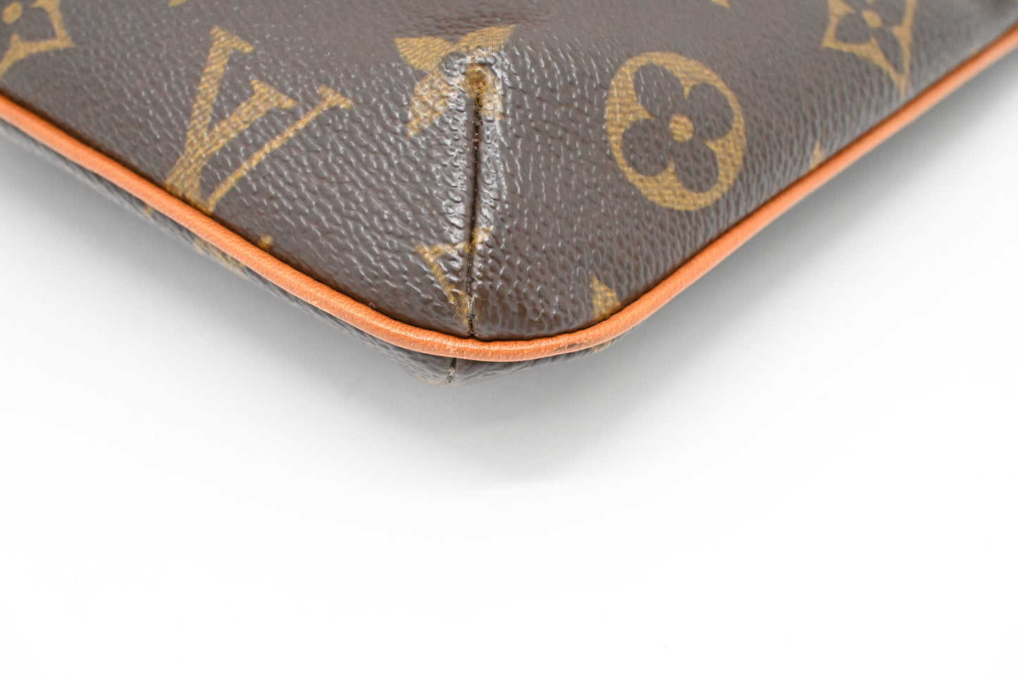 Louis Vuitton Partition in Monogram Canvas