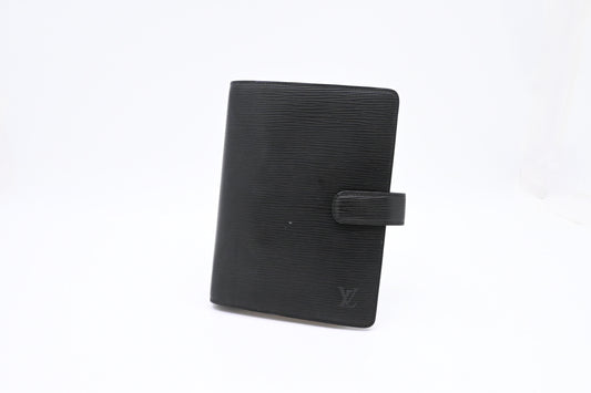 Louis Vuitton Agenda MM in Black Epi Leather