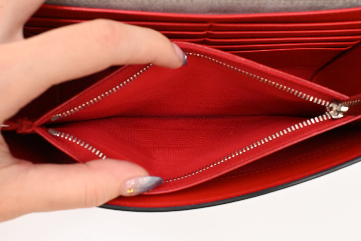 Louboutin Paloma Clutch on Chain in Iridescent Calfskin Leather