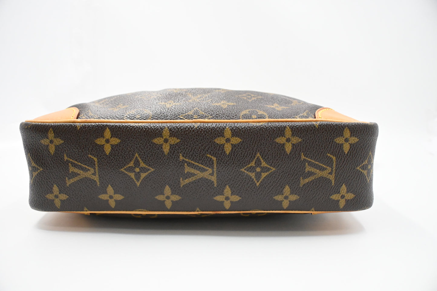 Louis Vuitton Trocadero 27 in Monogram Canvas