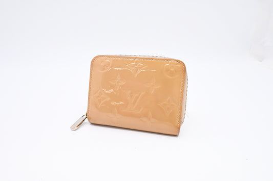 Louis Vuitton Zippy Compact Wallet in Beige Vernis Leather