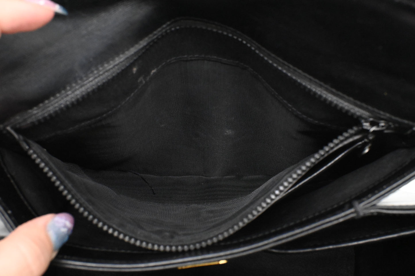 Gucci Handbag in Black Leather