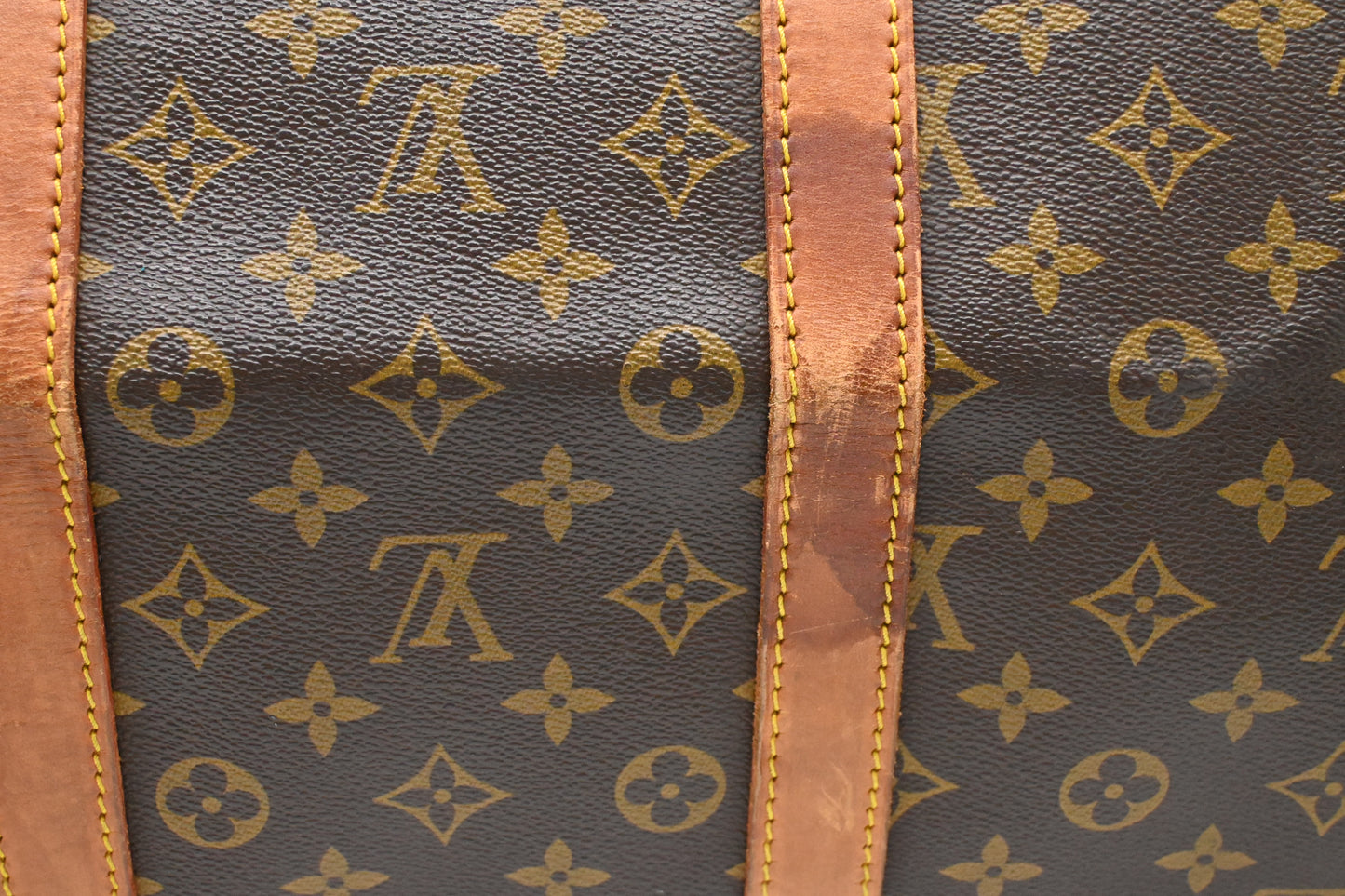 Louis Vuitton Keepall 55 in Monogram Canvas