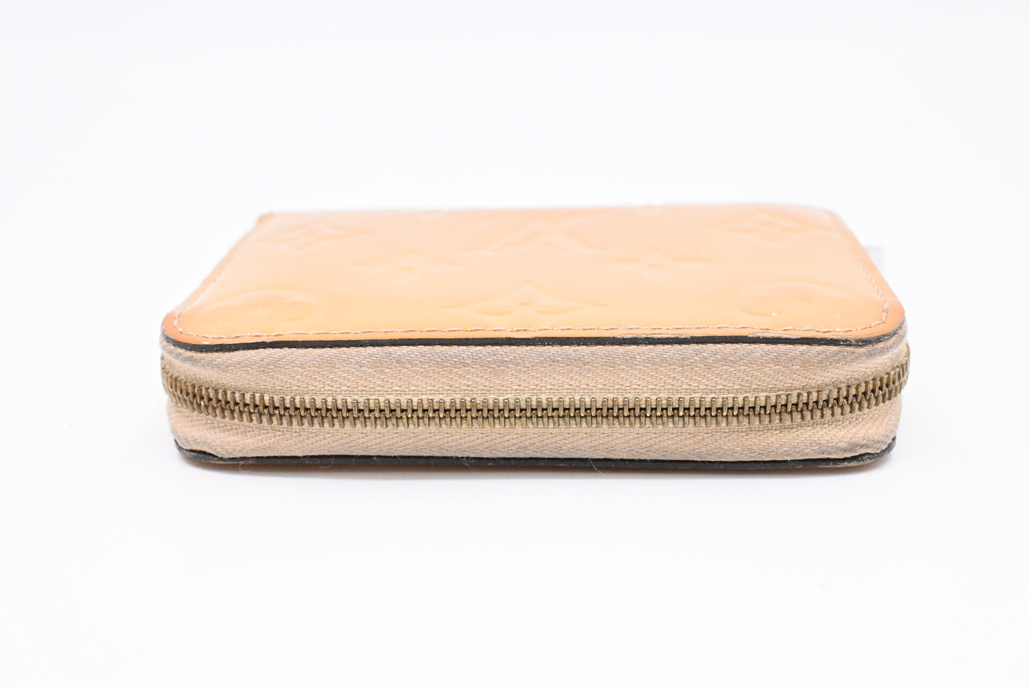 Louis Vuitton Zippy Compact Wallet in Beige Vernis Leather