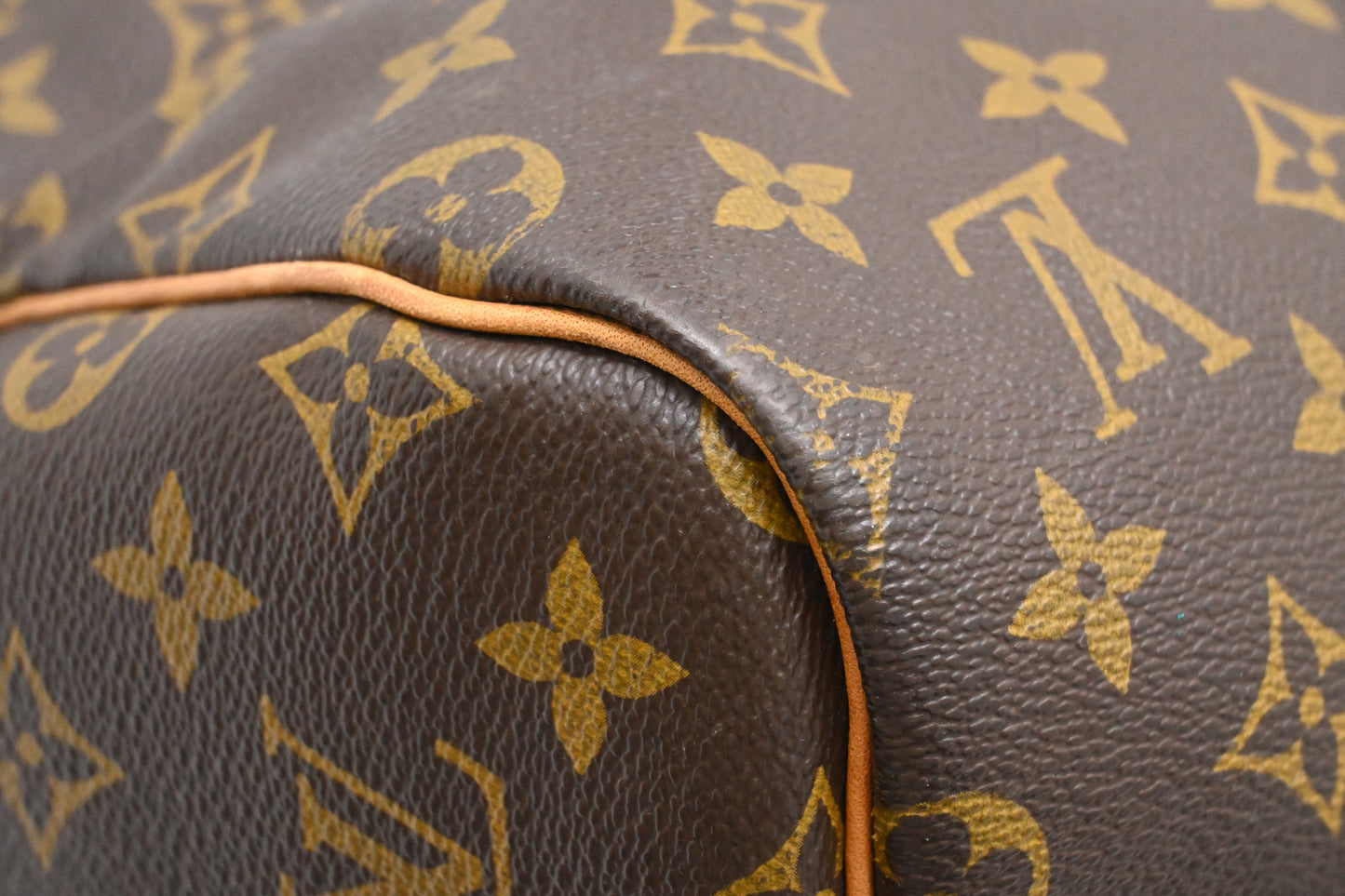 Louis Vuitton Keepall 55 in Monogram Canvas