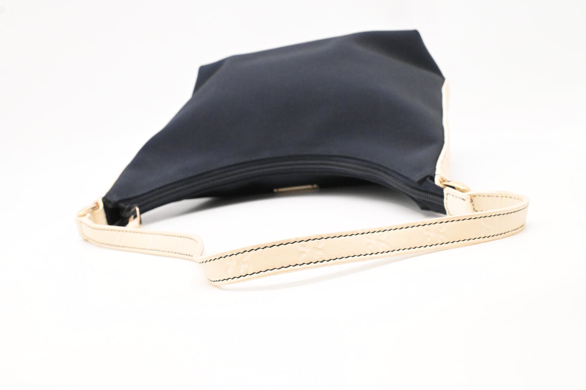 Gucci Hobo Bag in Navy Blue Canvas and White Guccissima Leather