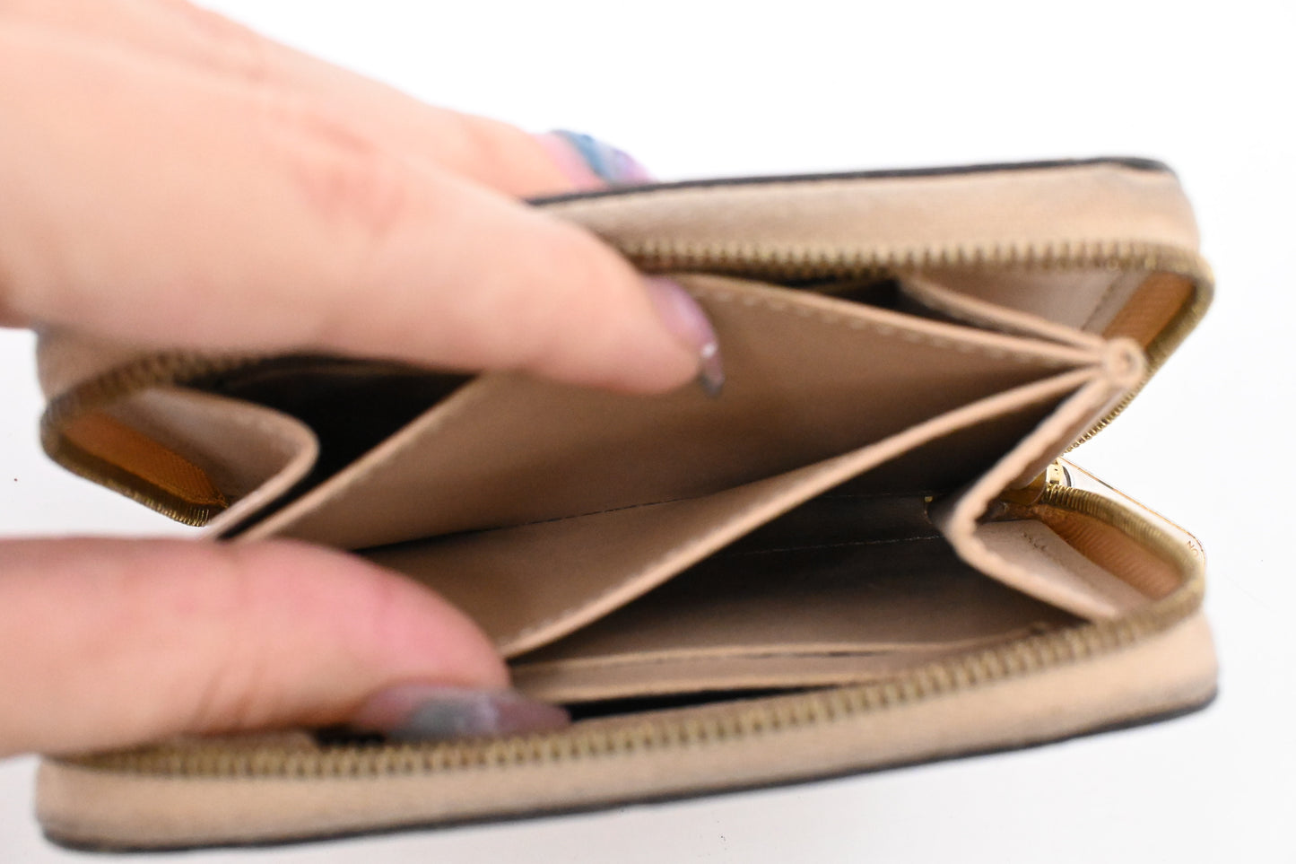 Louis Vuitton Zippy Compact Wallet in Beige Vernis Leather