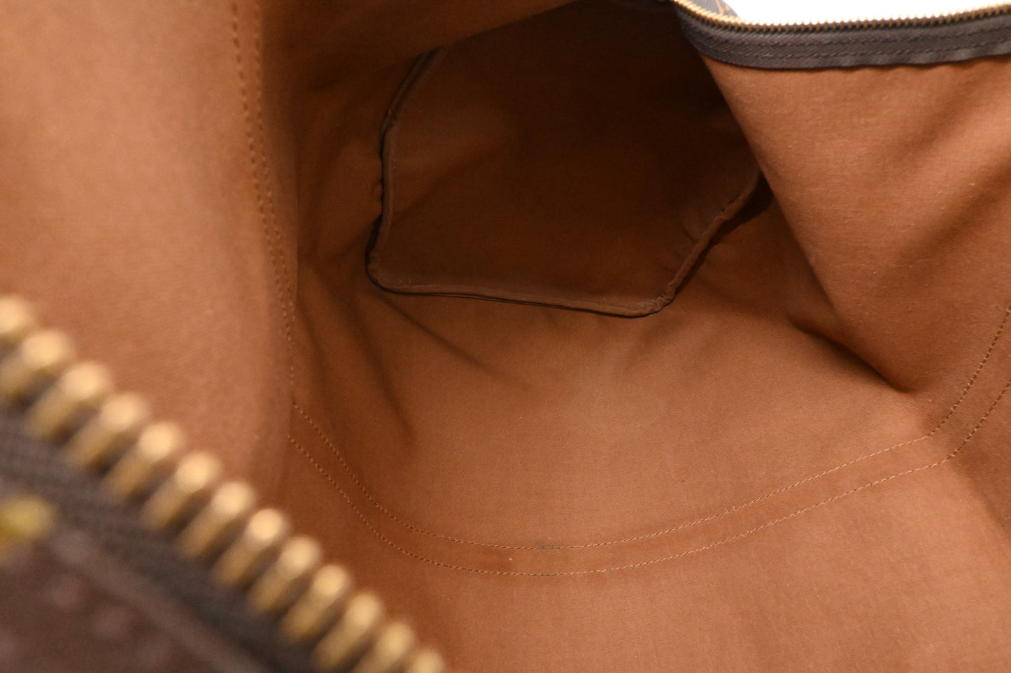 Louis Vuitton Keepall 55 in Monogram Canvas