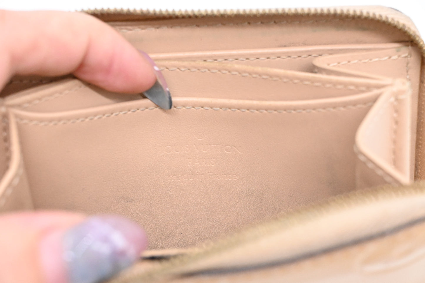 Louis Vuitton Zippy Compact Wallet in Beige Vernis Leather