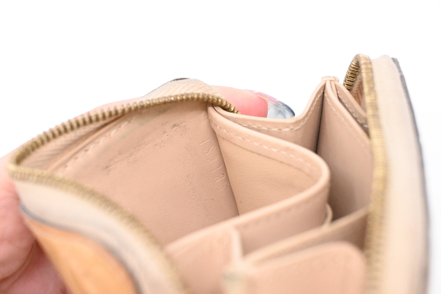 Louis Vuitton Zippy Compact Wallet in Beige Vernis Leather