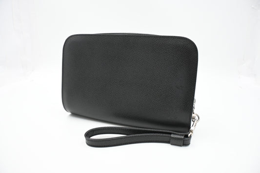 Louis Vuitton Baikal in Black Taiga Leather