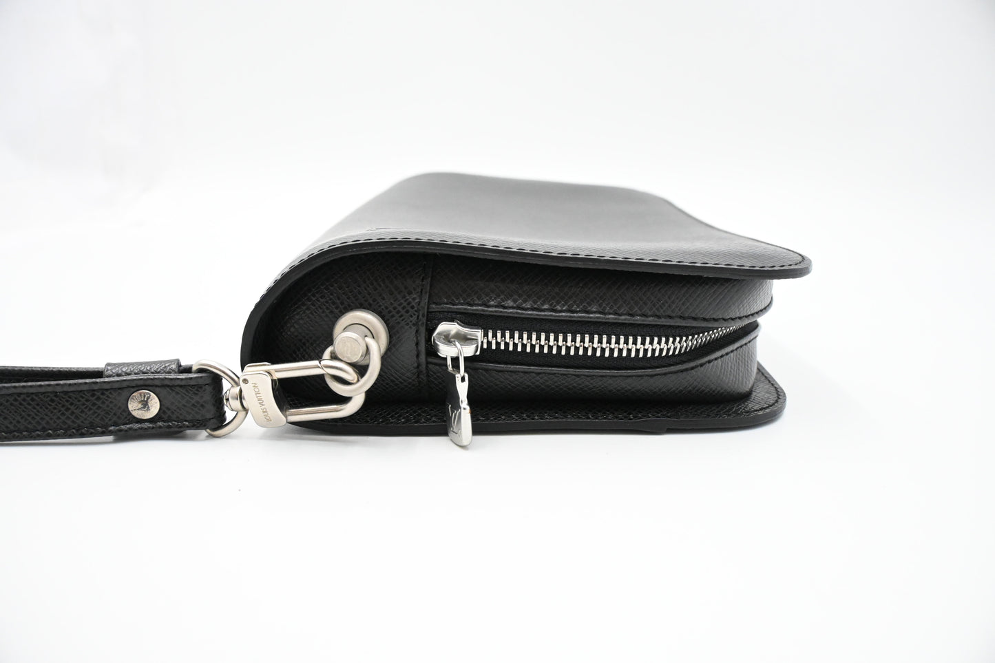 Louis Vuitton Baikal in Black Taiga Leather