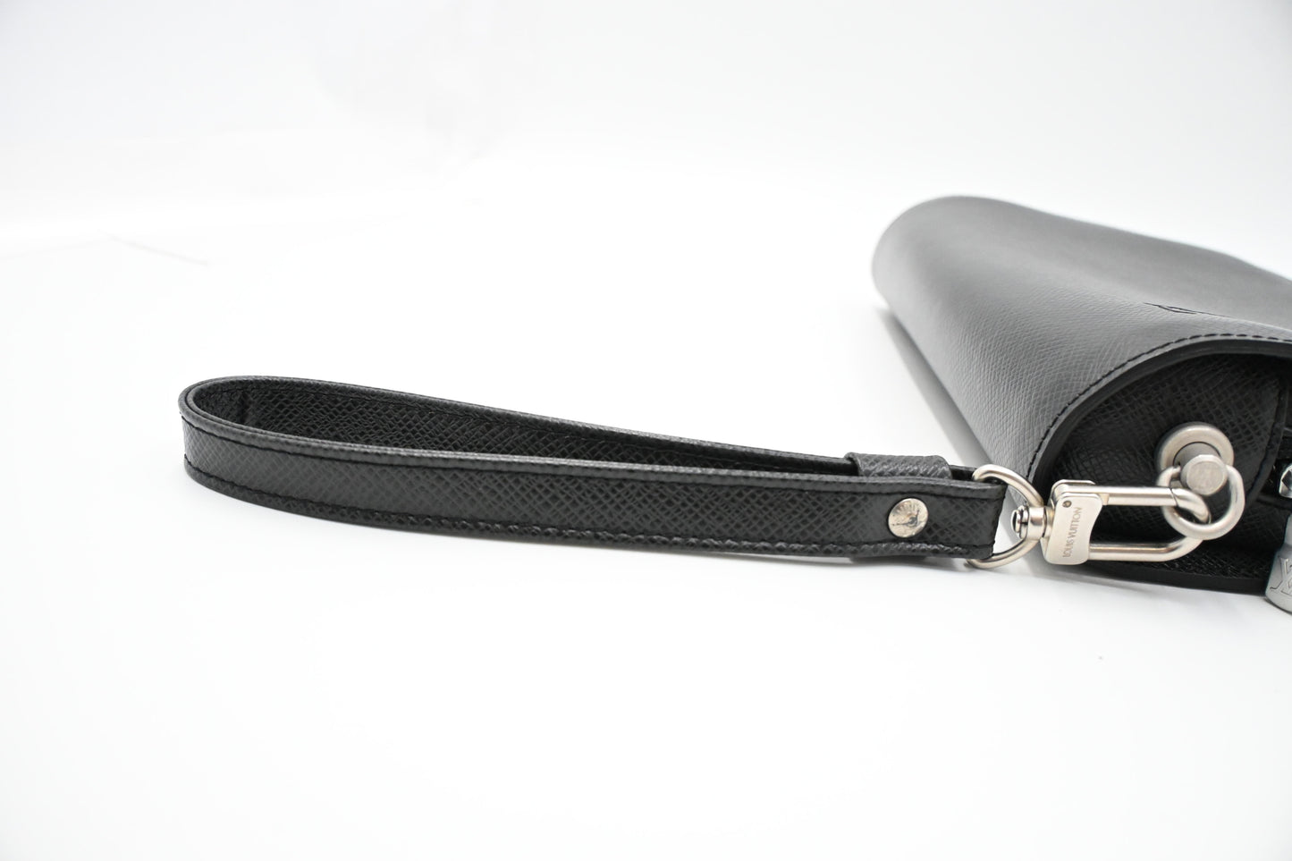 Louis Vuitton Baikal in Black Taiga Leather