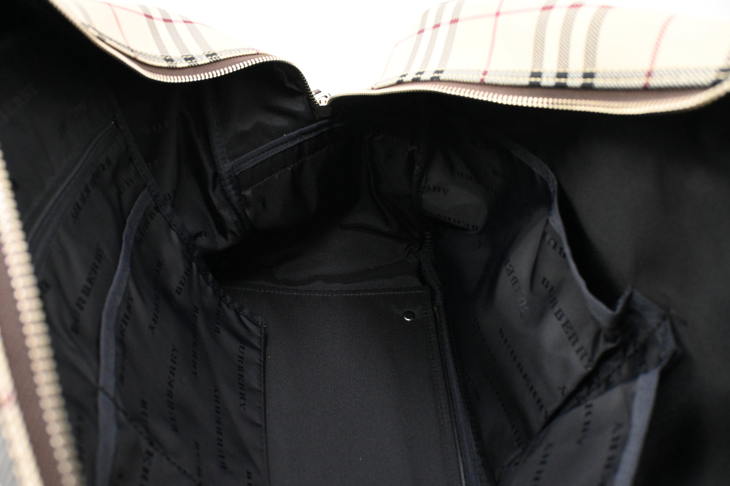 Burberry Travel Bag in Cream Checked Canvas