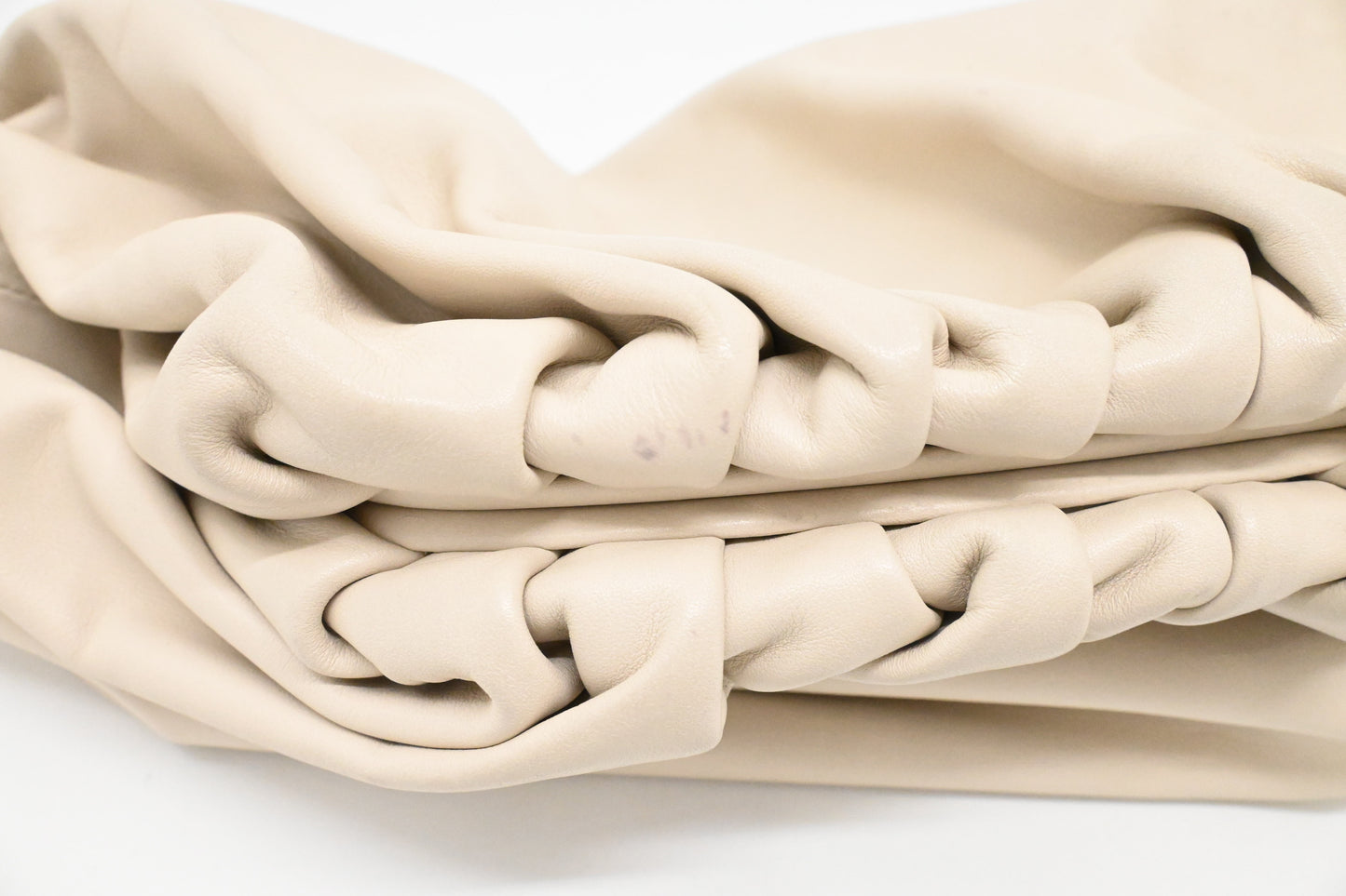 Bottega Veneta Pouch in Cream Leather