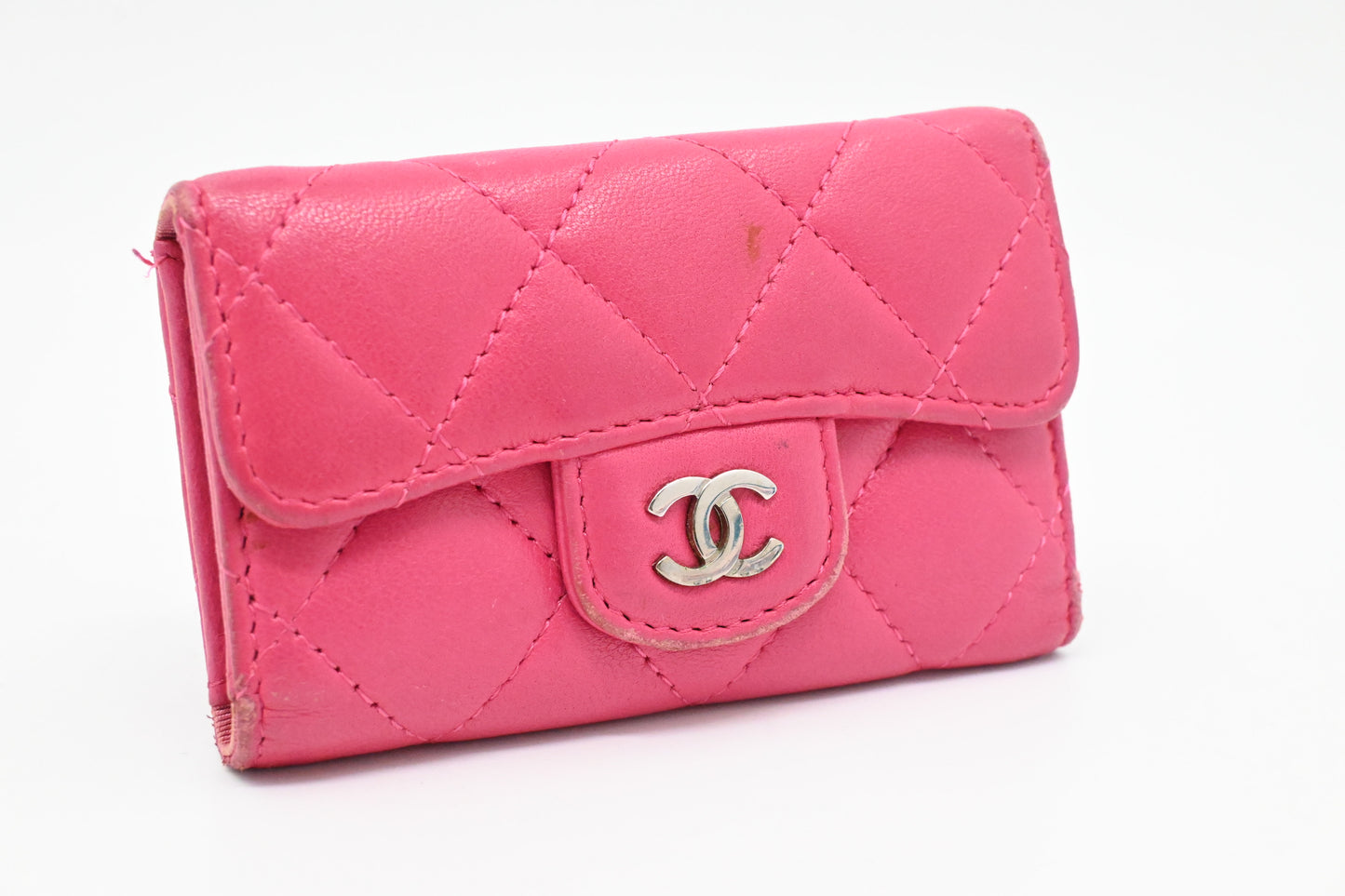 Chanel Classic 6 Key Case in Pink Mattelassé Leather