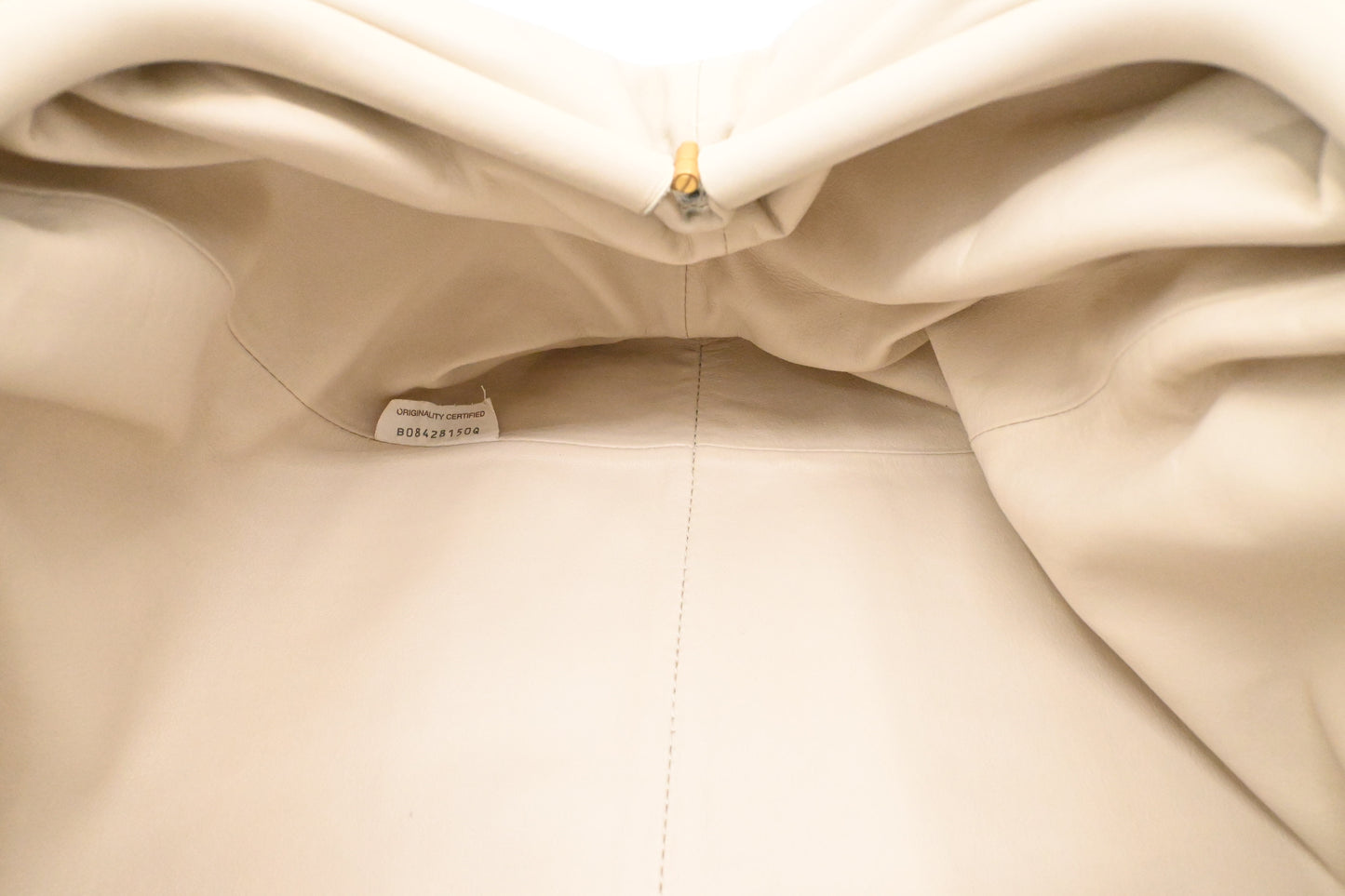 Bottega Veneta Pouch in Cream Leather