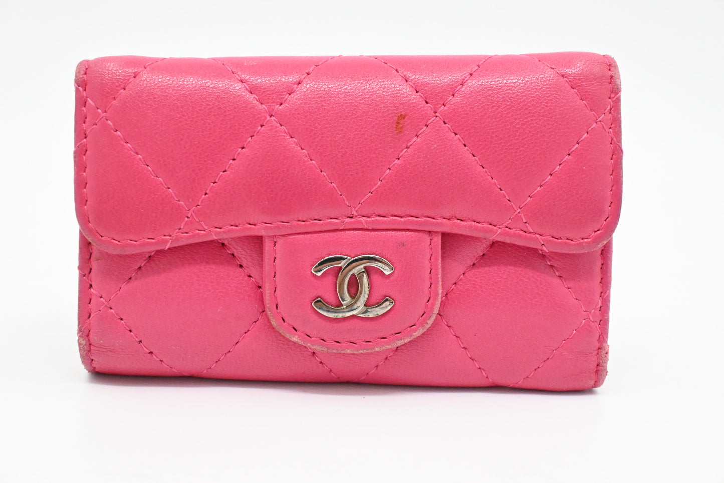Chanel Classic 6 Key Case in Pink Mattelassé Leather
