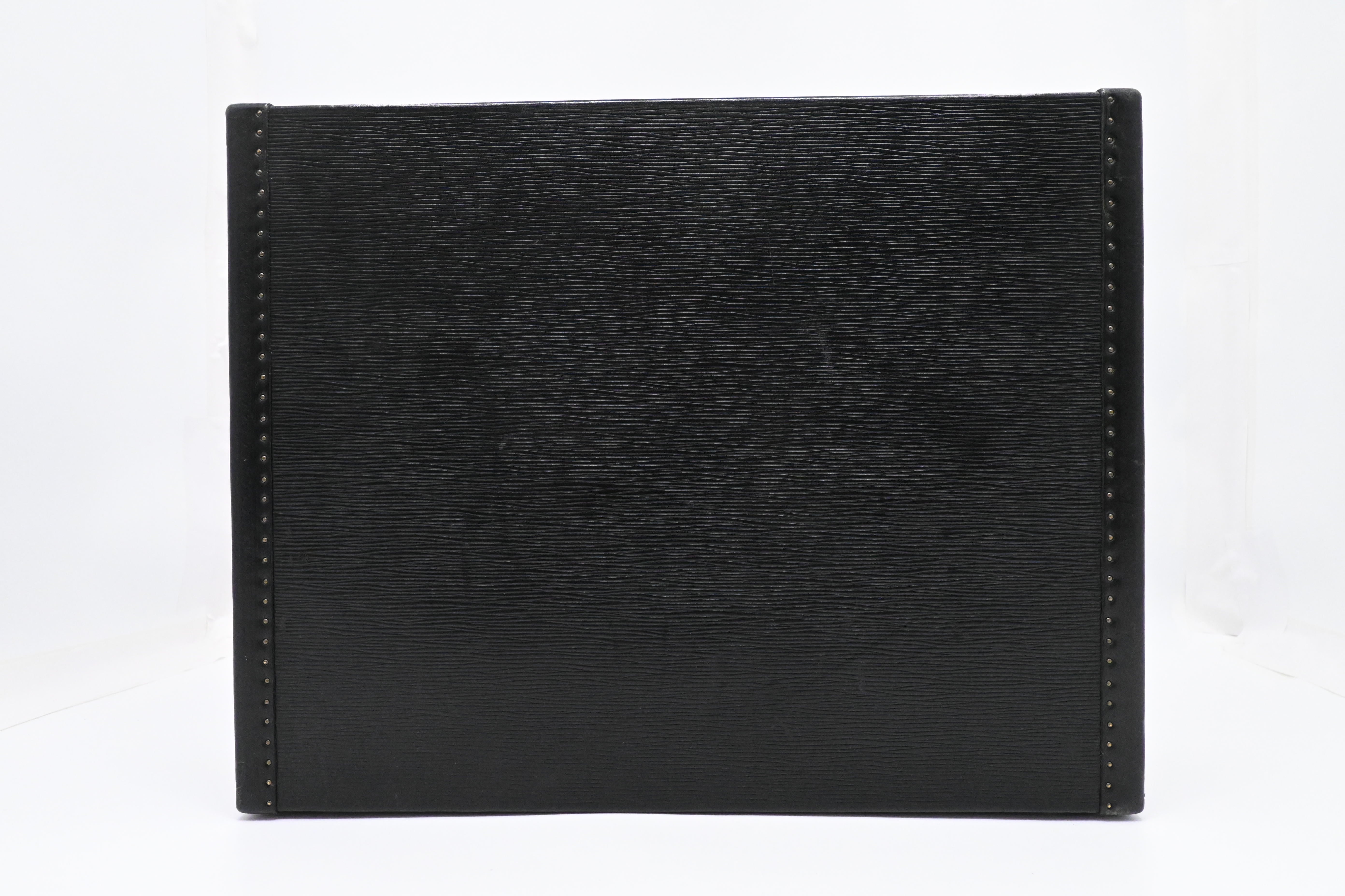 Louis Vuitton President Briefcase in Black Epi Leather – Weekly