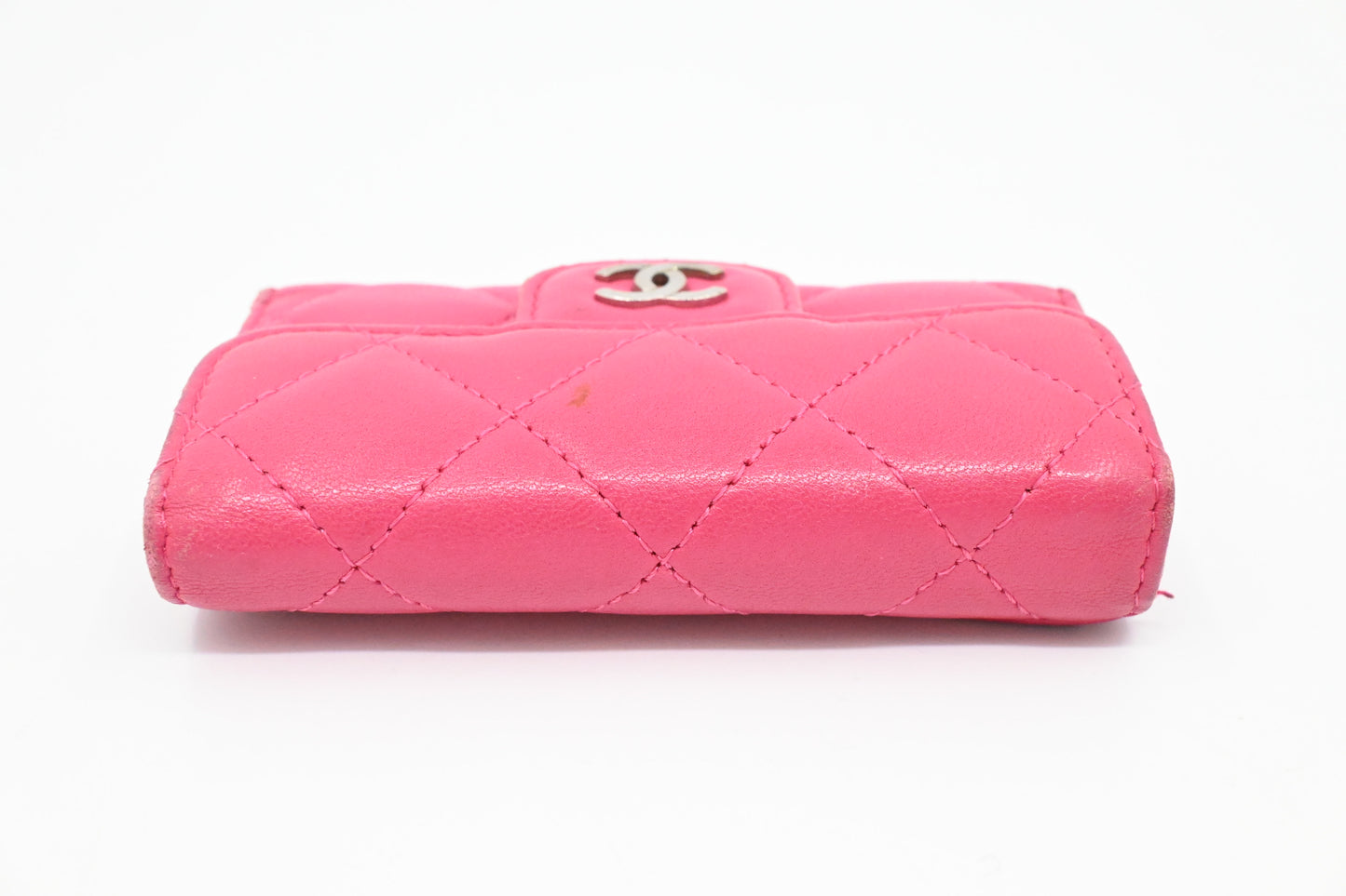 Chanel Classic 6 Key Case in Pink Mattelassé Leather