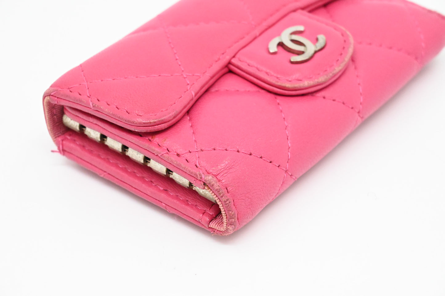 Chanel Classic 6 Key Case in Pink Mattelassé Leather