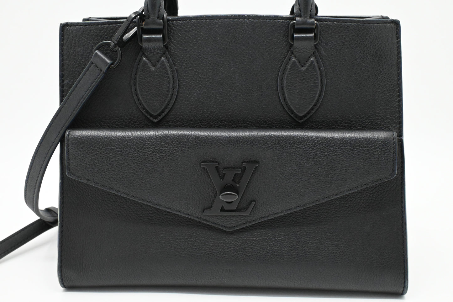 Louis Vuitton Lockme Tote PM in Black Leather
