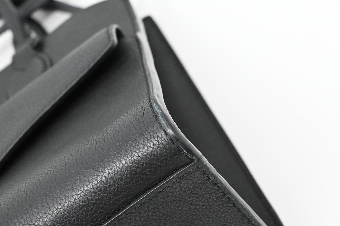 Louis Vuitton Lockme Tote PM in Black Leather