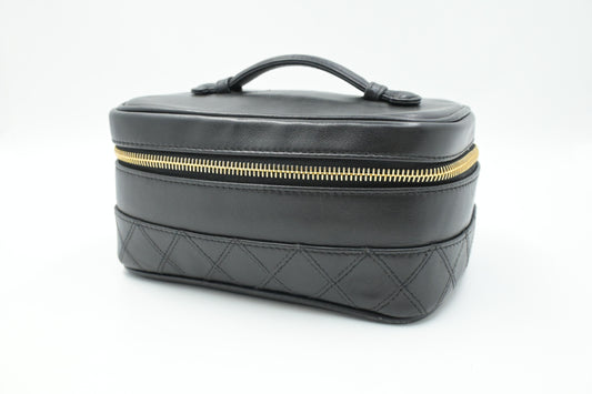 Chanel Vanity Pouch in Black Leather