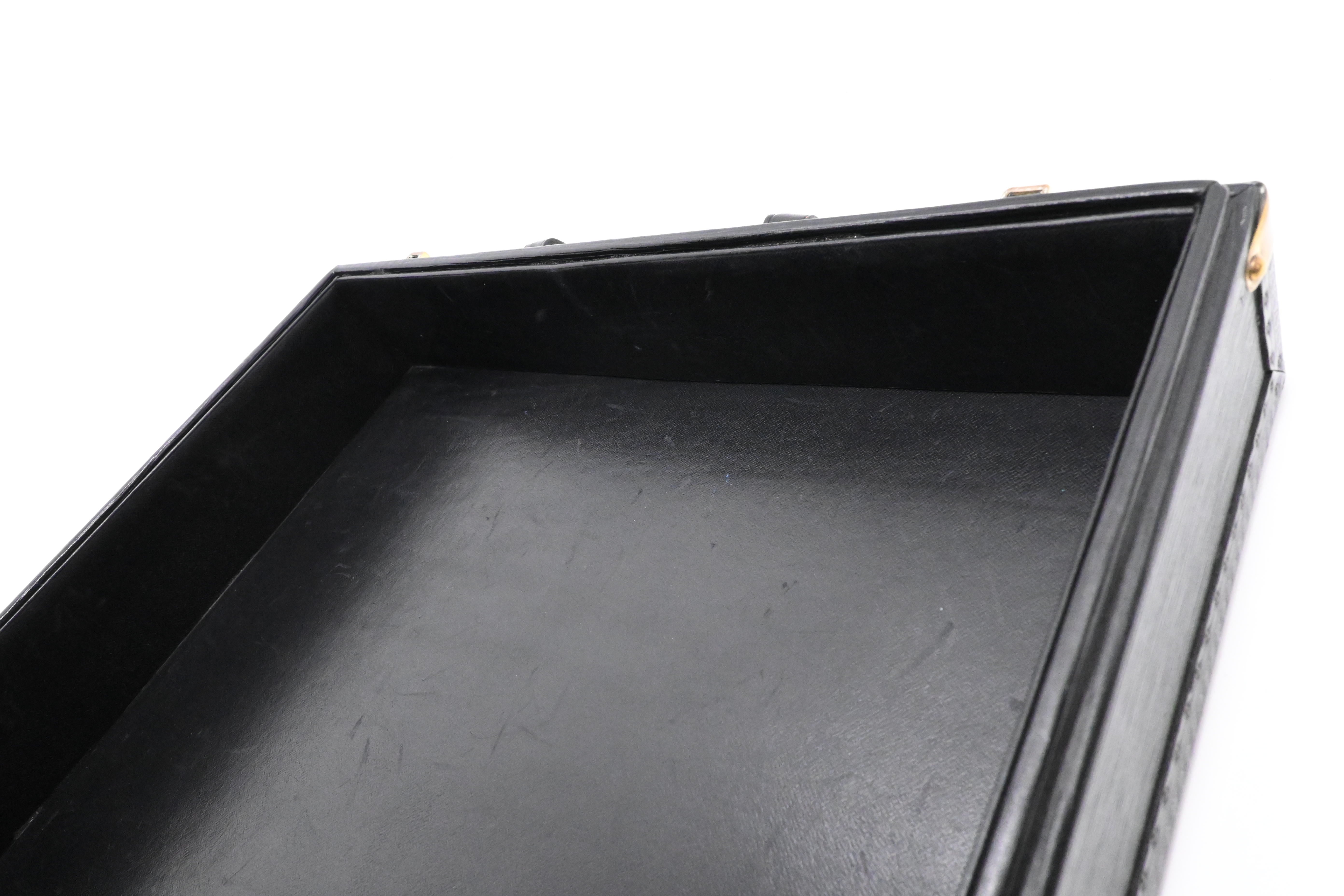 Louis Vuitton ブラック ケース⭐︎ Louis Vuitton President Briefcase in Black Epi Leather – Weekly