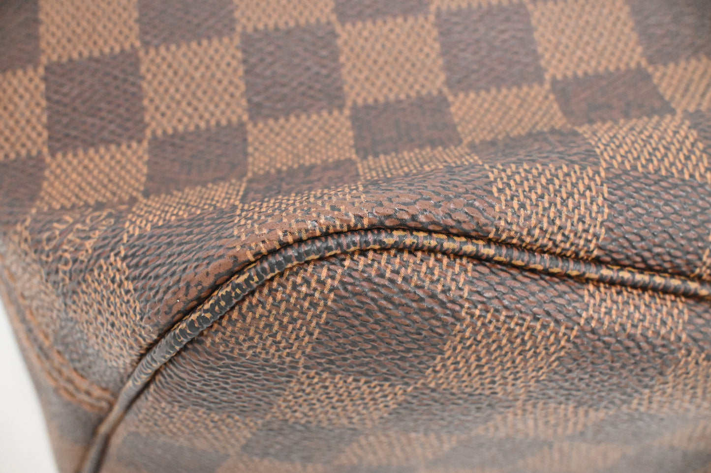 Louis Vuitton Neverfull PM in Damier Ebene Canvas