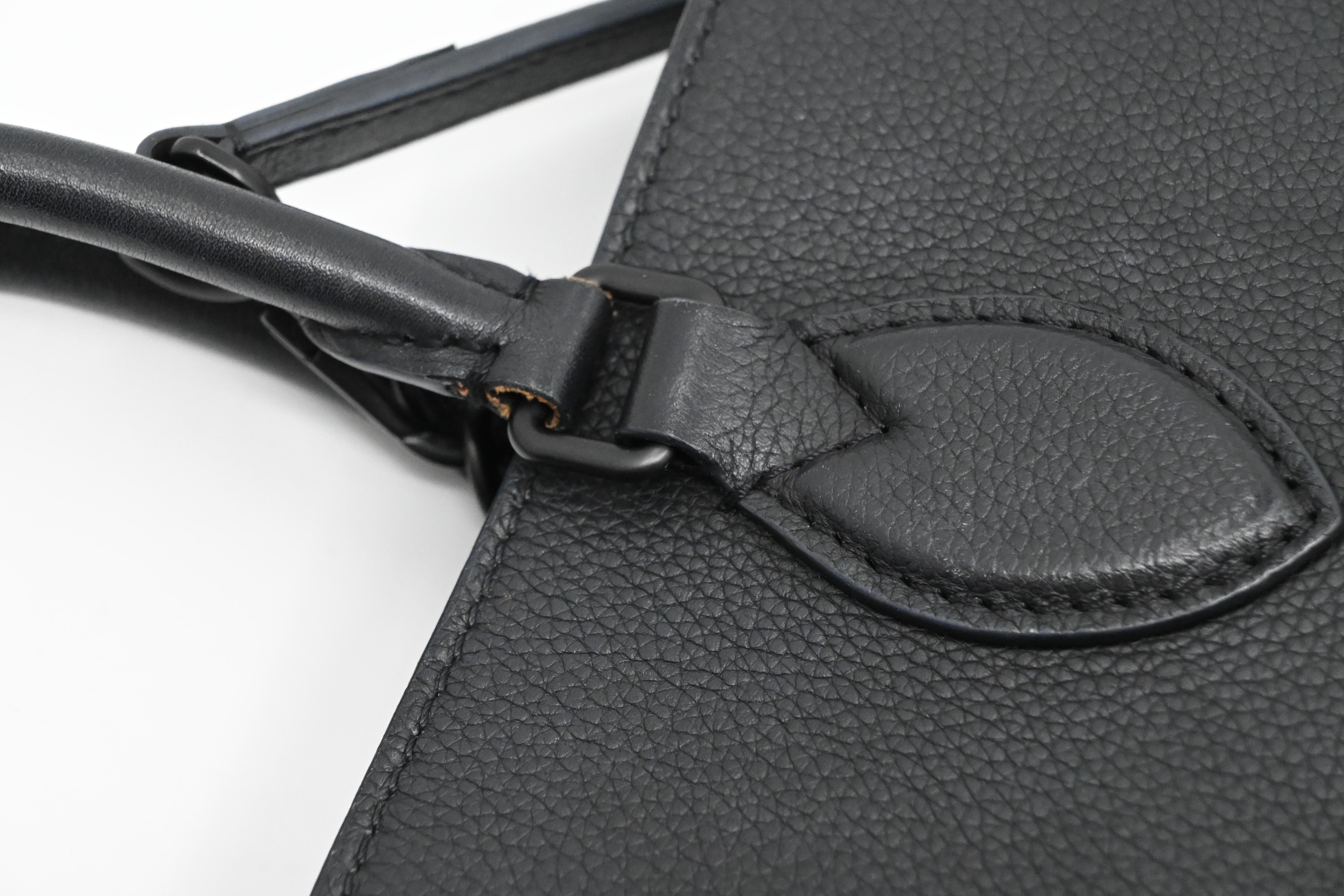 Louis Vuitton Lockme Tote PM in Black Leather – Weekly Lux Drop