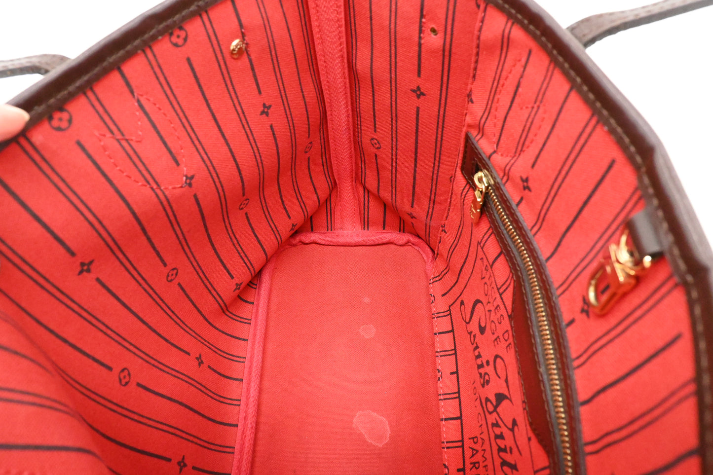 Louis Vuitton Neverfull PM in Damier Ebene Canvas