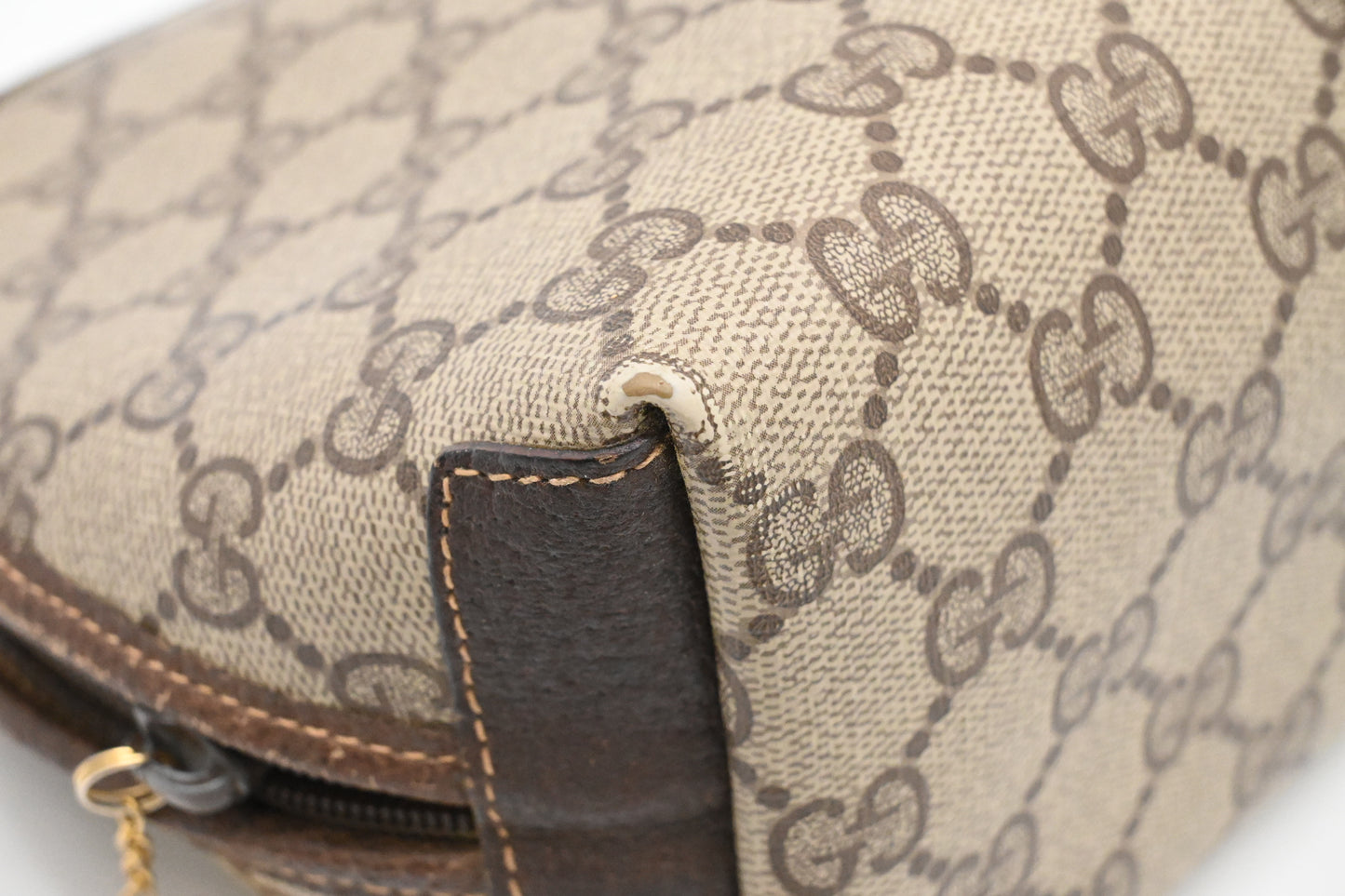 Gucci Pouch in GG Supreme Canvas
