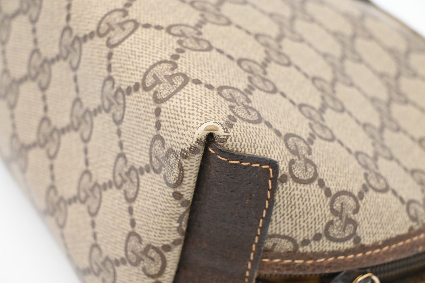 Gucci Pouch in GG Supreme Canvas