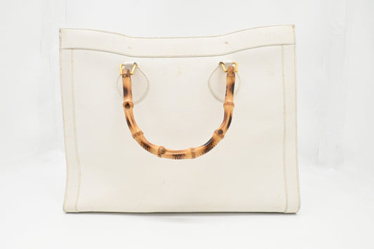 Gucci Large Diana in White Leather