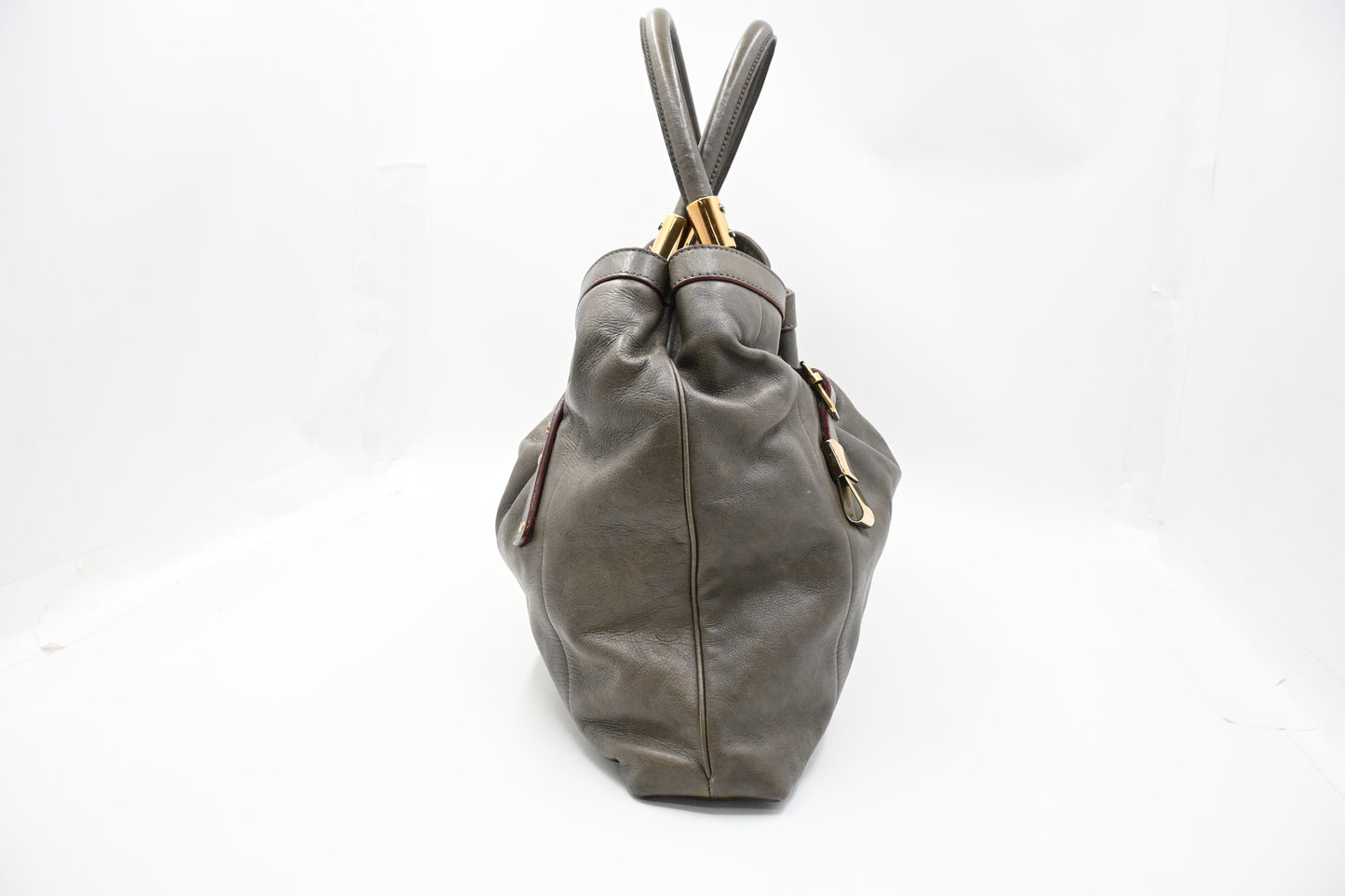 Chloe Victoria Tote Bag in Gray Leather