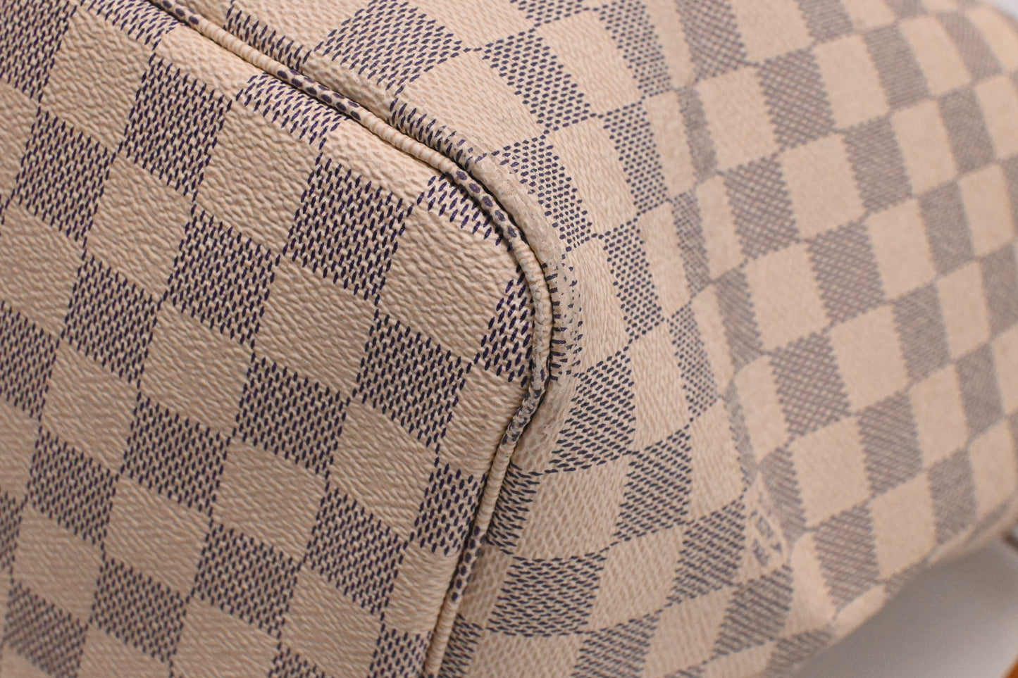 Louis Vuitton Neverfull GM in Damier Azur Canvas