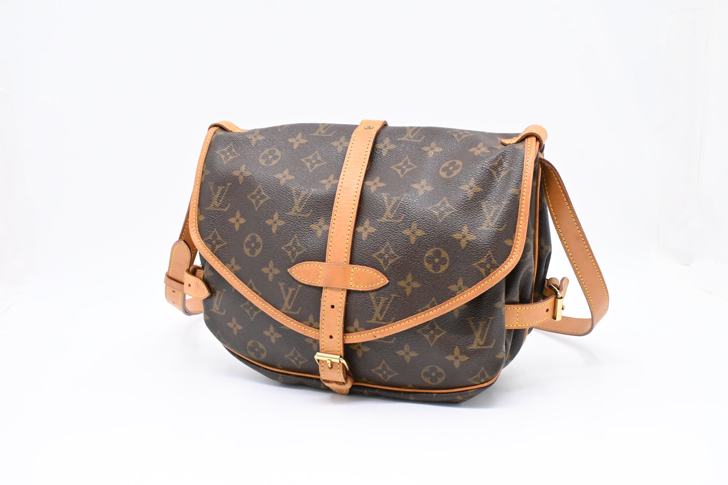 Louis Vuitton Saumur 30 in Monogram Canvas