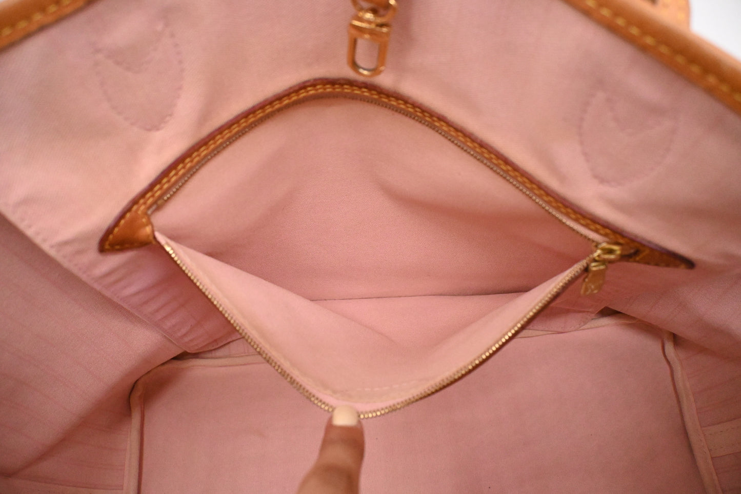 Louis Vuitton Neverfull GM in Damier Azur Canvas