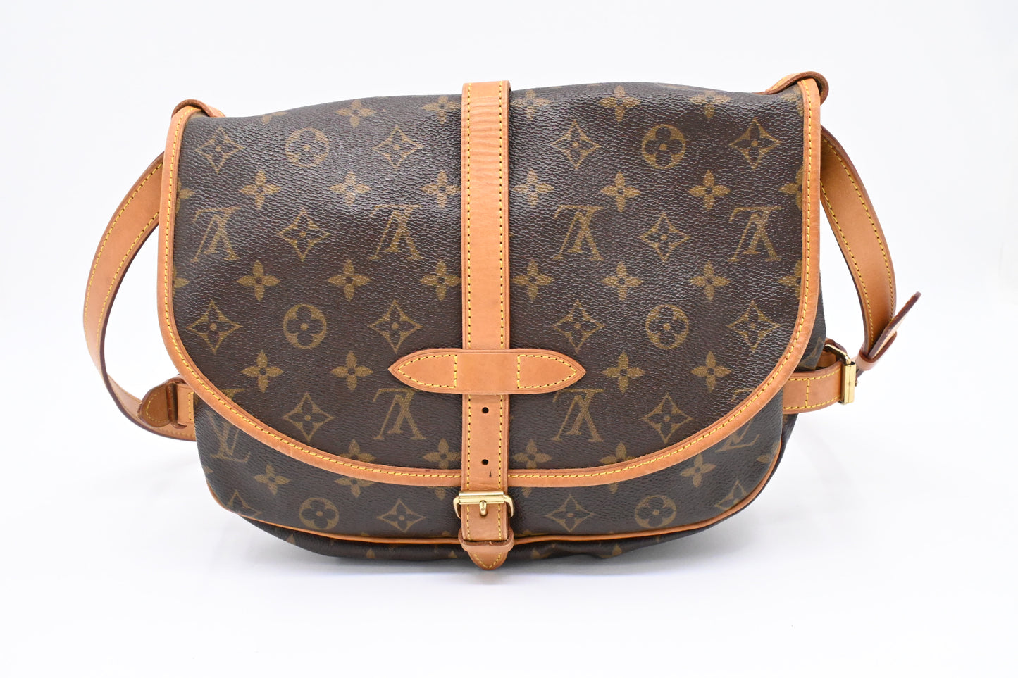 Louis Vuitton Saumur 30 in Monogram Canvas