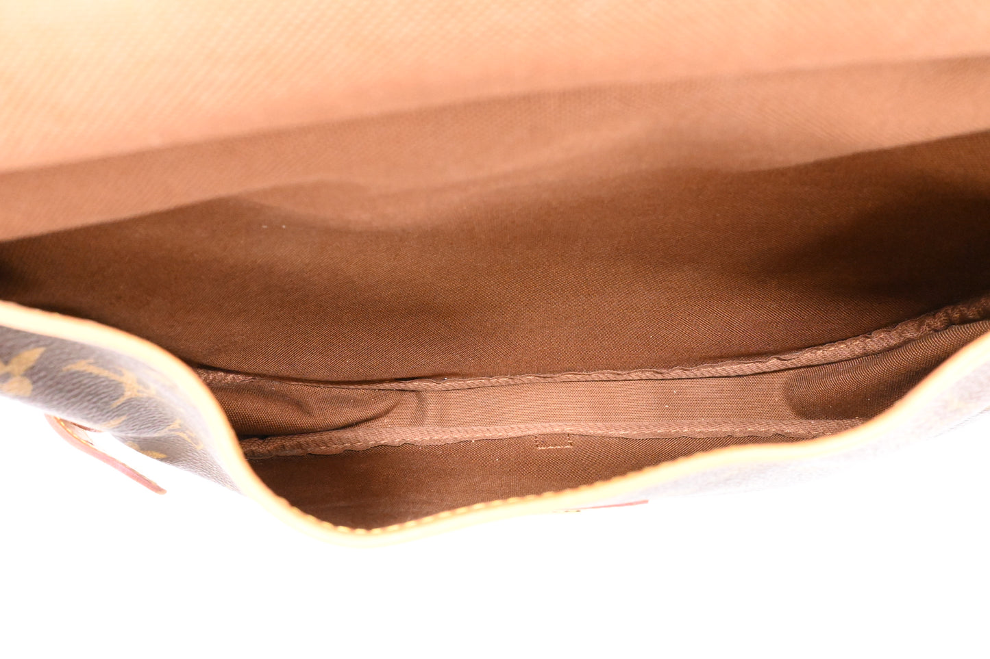 Louis Vuitton Saumur 30 in Monogram Canvas