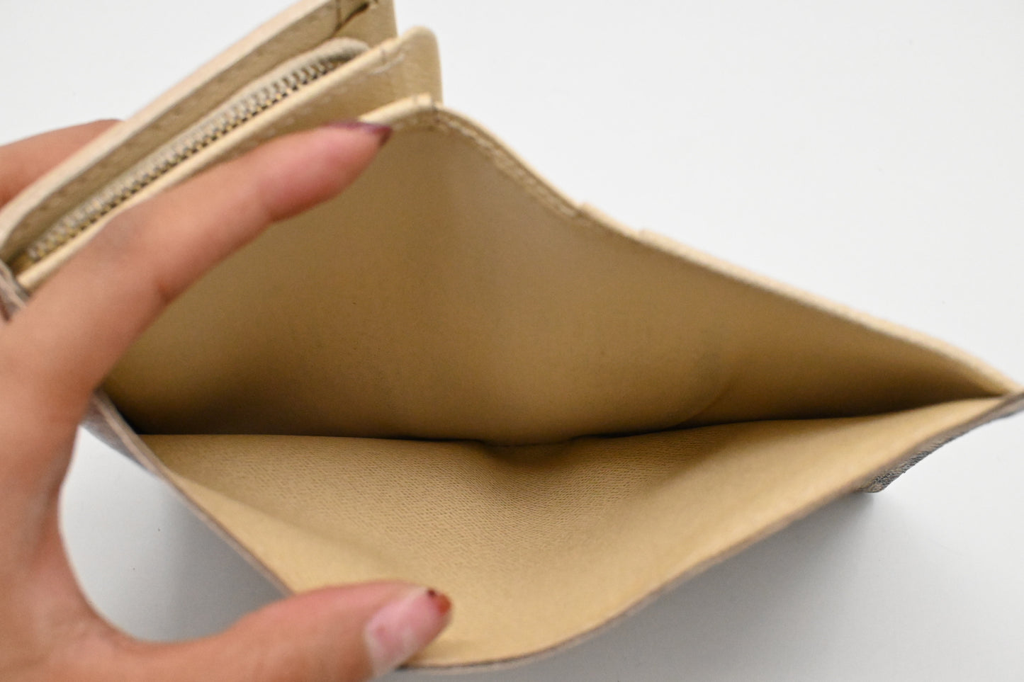 Louis Vuitton Tresor Wallet in Damier Azur Canvas