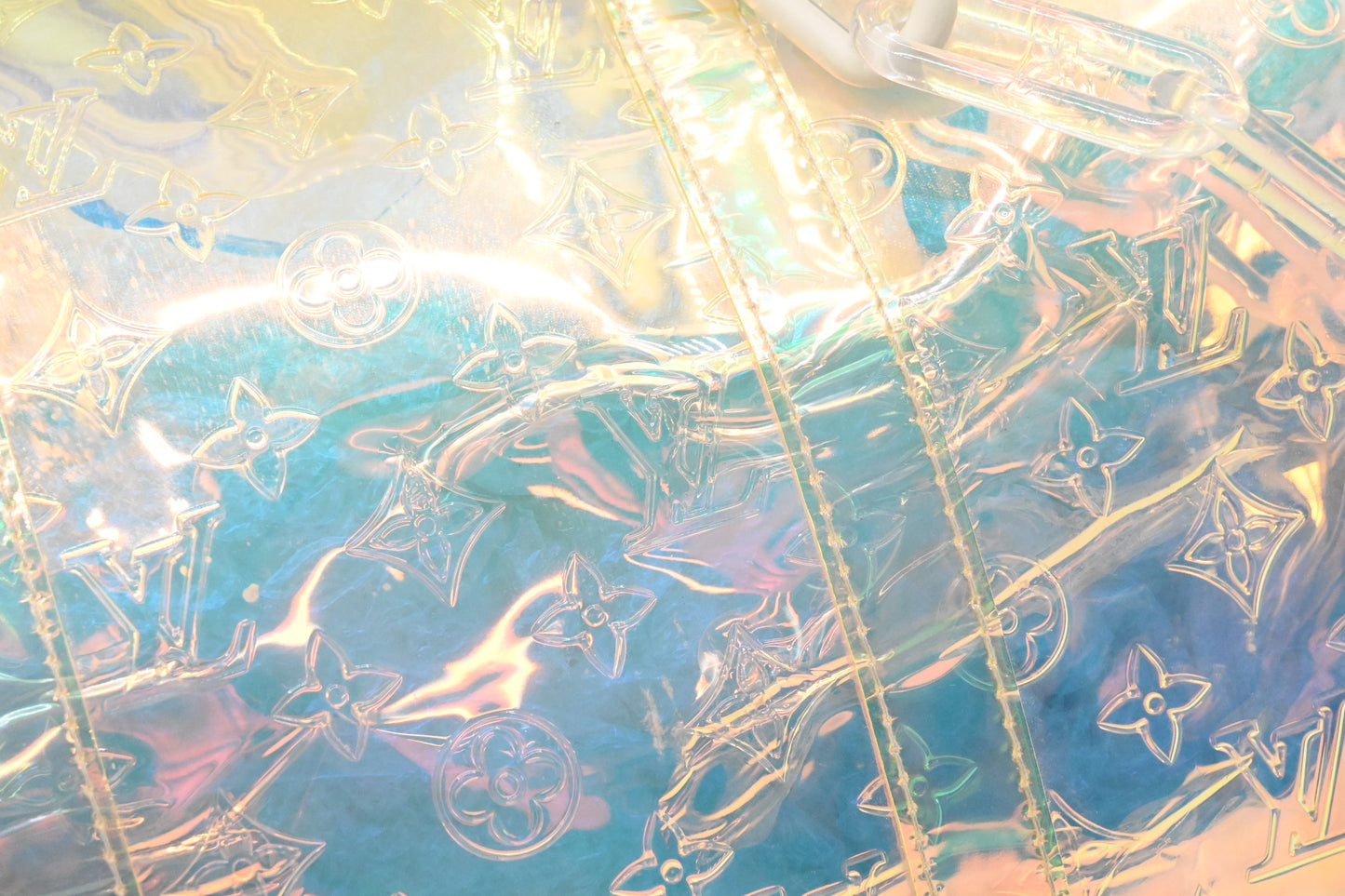 Louis Vuitton Keepall 50 in Prism PVC