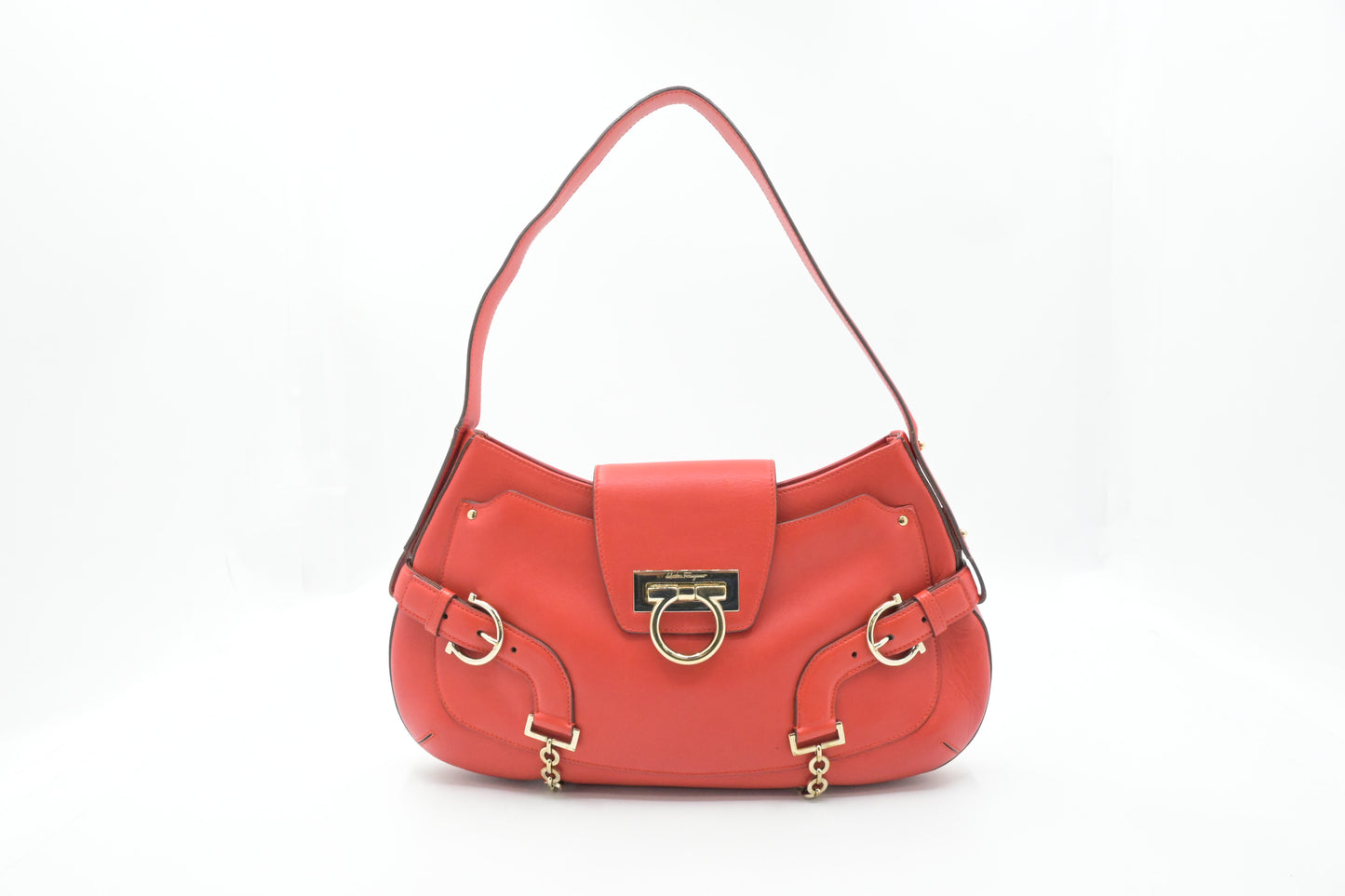 Ferragamo Shoulder Bag in Red Leather